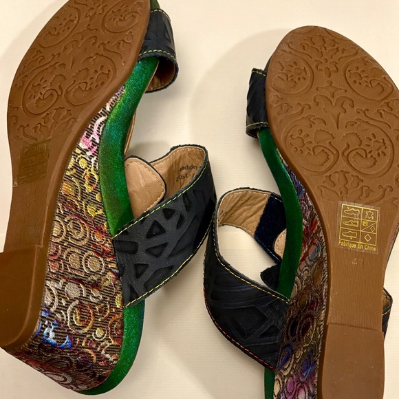 L'Artiste By Spring Step Leigh Wedge Navy/Green Sandals, Size 41 Like new - Picture 4 of 4